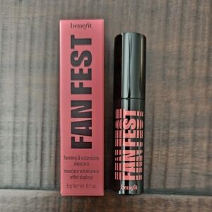 BENEFIT FAN FEST FANNING & VOLUMIZING MASCARA HYPER BLACK 0.1oz 3 g. NEW IIN BOX
